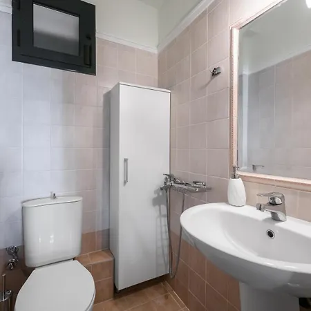 Semesterbostad Serenity By Luxlikehome Kryopigi